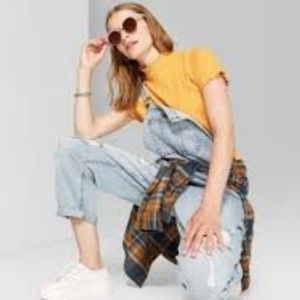 🎈Sale🎈Mock Neck Slightly Cropped Top